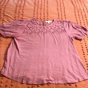 Elegant Mauve Lace Detail Top